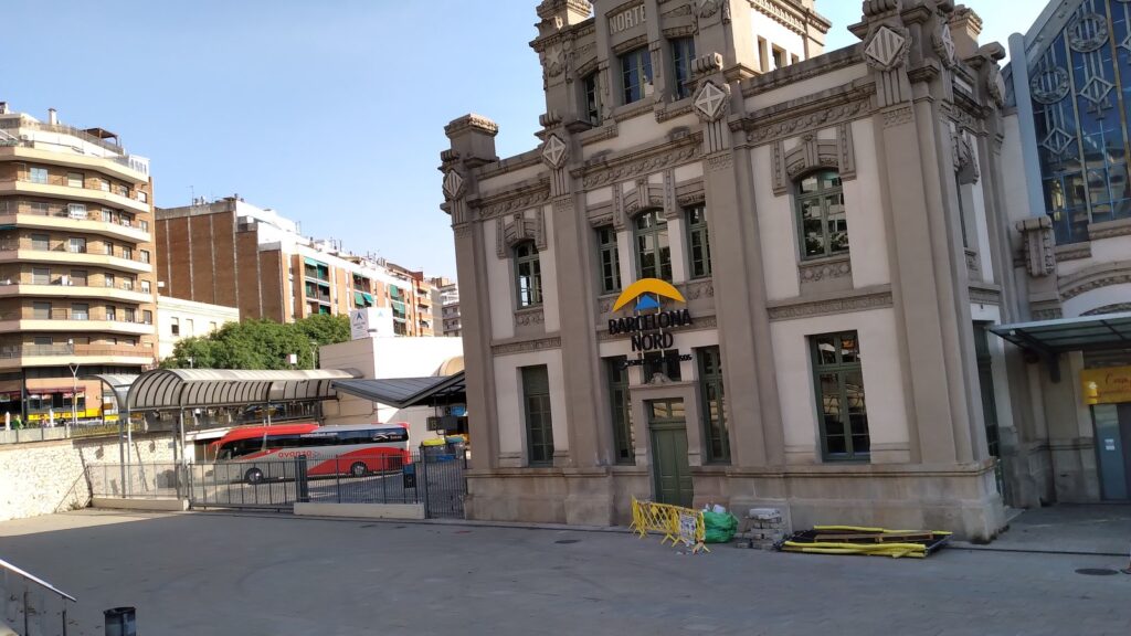 Venir à Barcelone en autocar : FlixBus, ALSA et billets (2026)