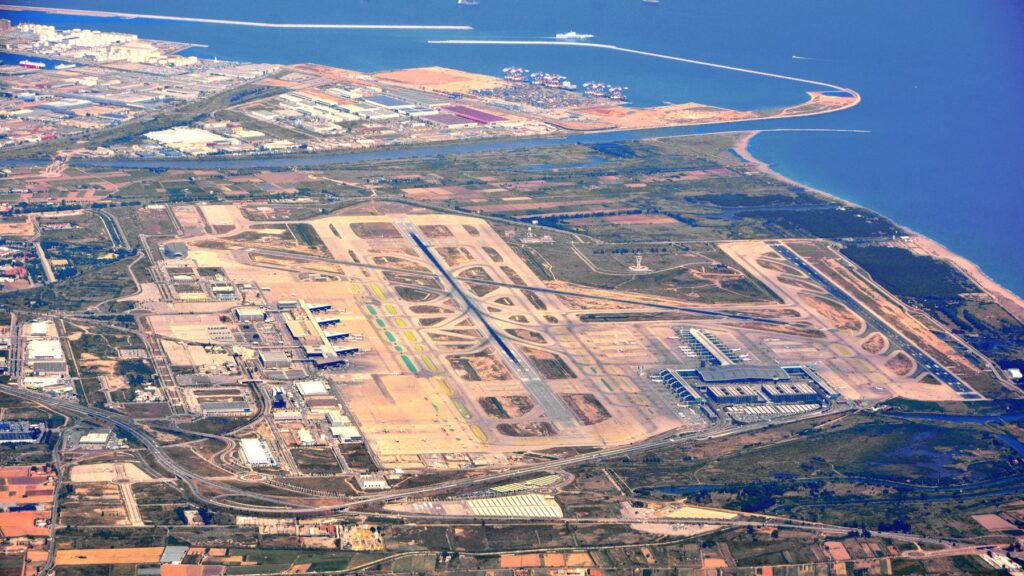 L’extension de l’aéroport de Barcelone : ce que l’accord annonce, ce que le budget finance