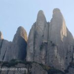 Montserrat à pied : Sant Jeroni, la Santa Cova et la montagne que les cars ne voient pas