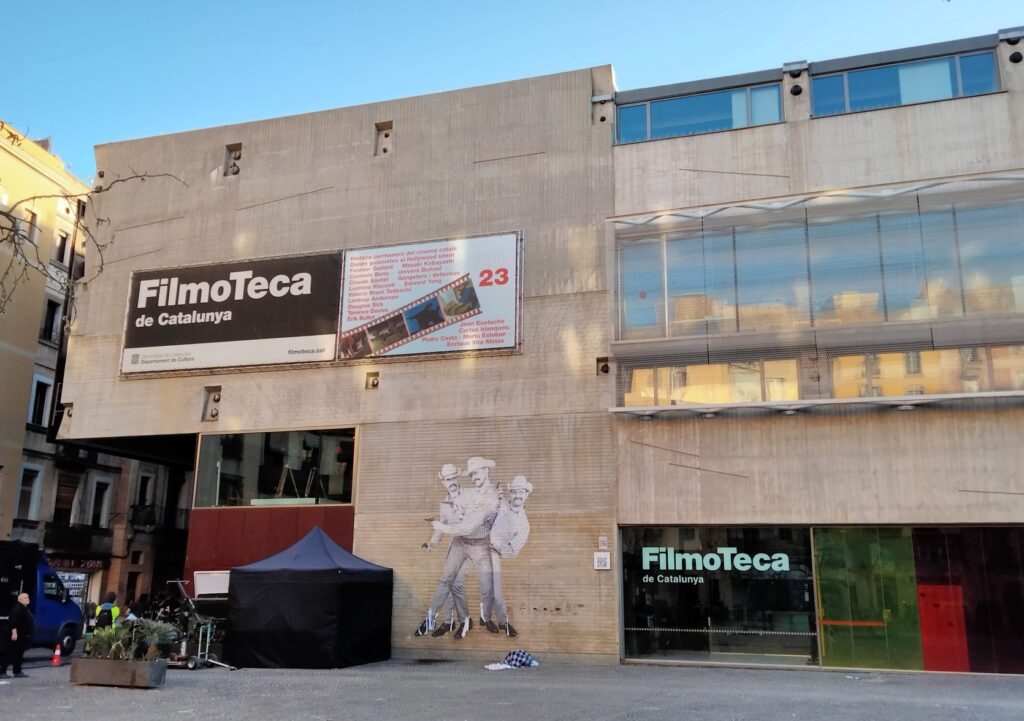 Façade de la Filmoteca de Catalunya, plaça de Salvador Seguí, dans le Raval