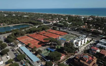 OSS Tennis Padel Barcelone, stages de tennis et de padel