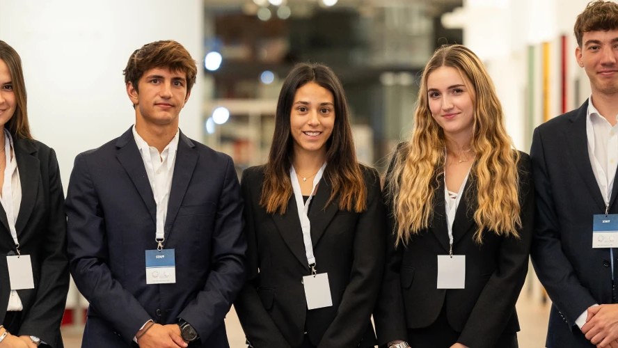 CREA Group, agence d’événements qui recrute du personnel francophone